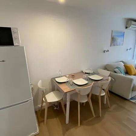 Lovely T2 With Pools On The Seafront Apartamento Cannes